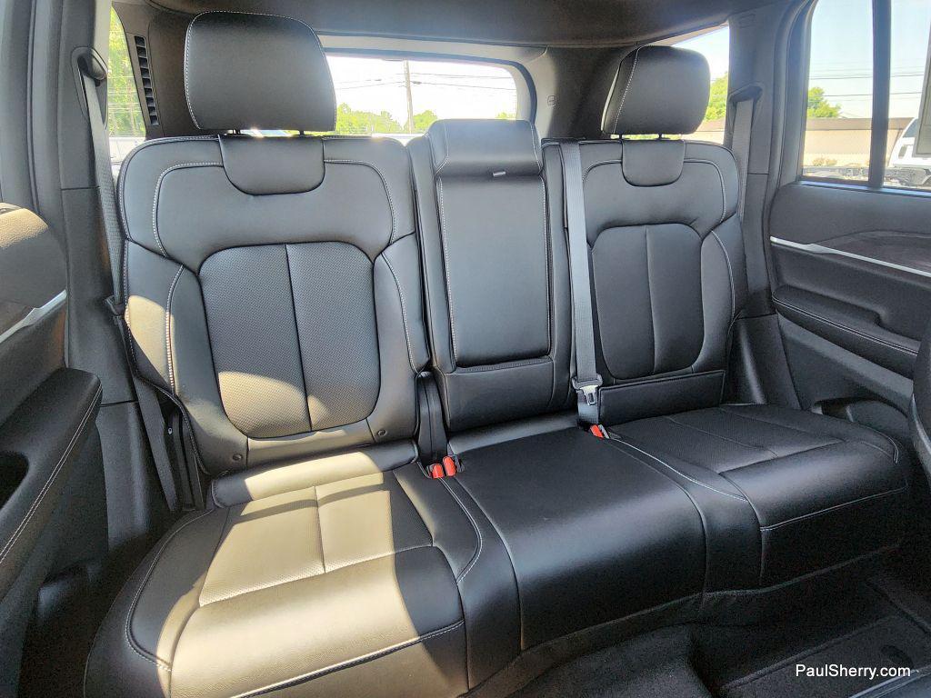 new 2025 Jeep Grand Cherokee car, priced at $50,495