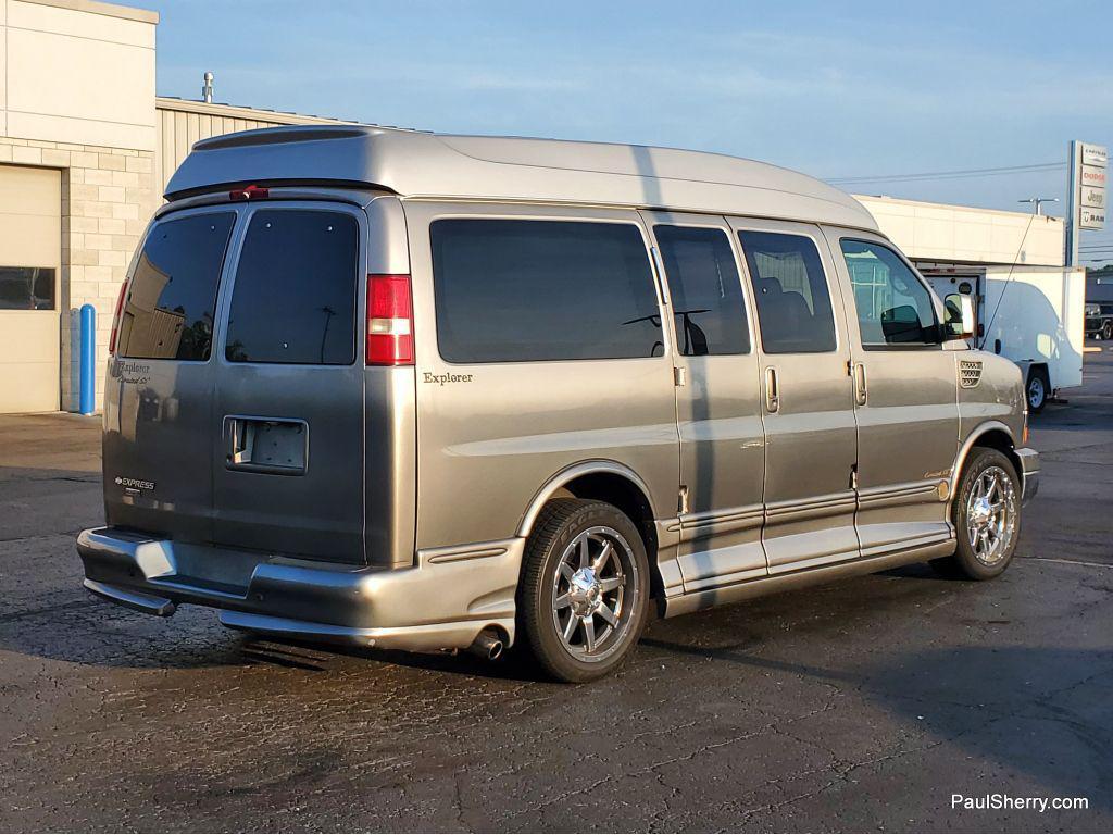 used 2009 Chevrolet Express 1500 car, priced at $22,995