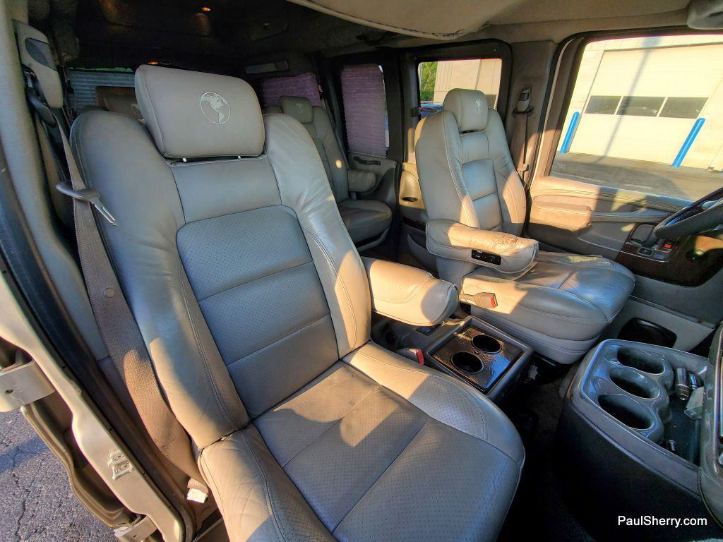used 2009 Chevrolet Express 1500 car, priced at $22,995