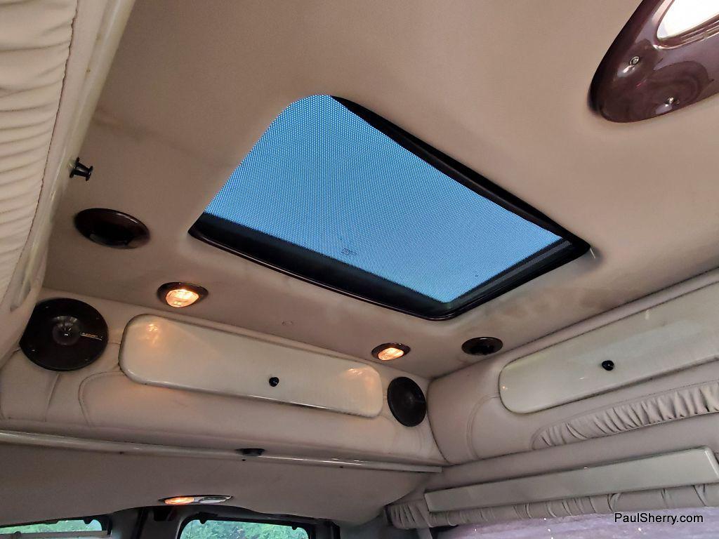 used 2009 Chevrolet Express 1500 car, priced at $22,995