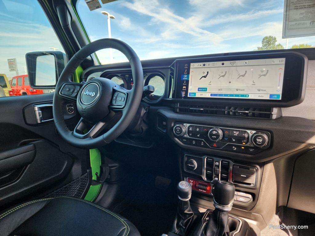 new 2025 Jeep Wrangler car, priced at $70,995