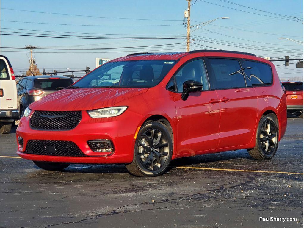 new 2026 Chrysler Pacifica car, priced at $48,237
