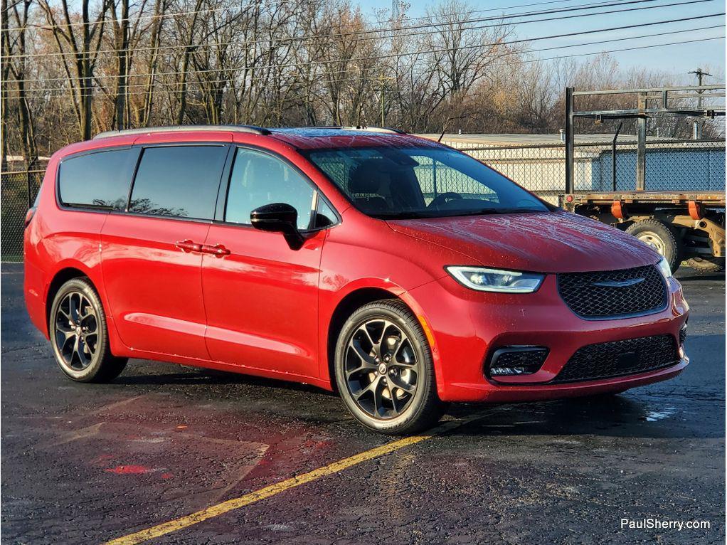 new 2026 Chrysler Pacifica car, priced at $48,237