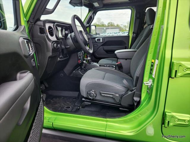 new 2025 Jeep Gladiator car, priced at $48,595