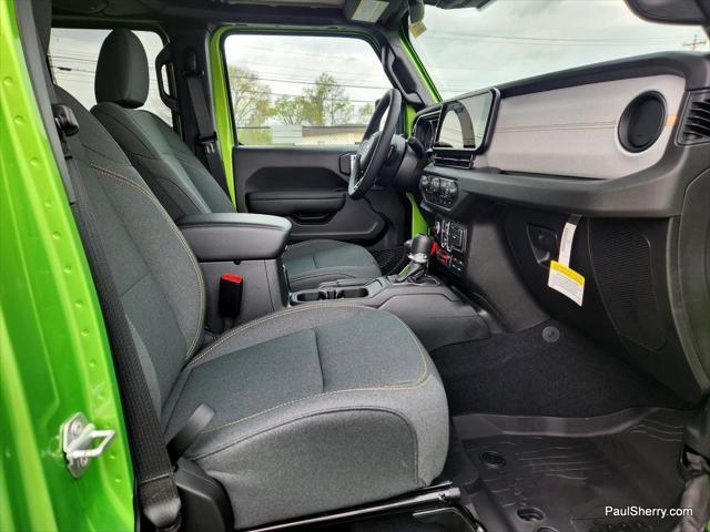 new 2025 Jeep Gladiator car, priced at $48,595