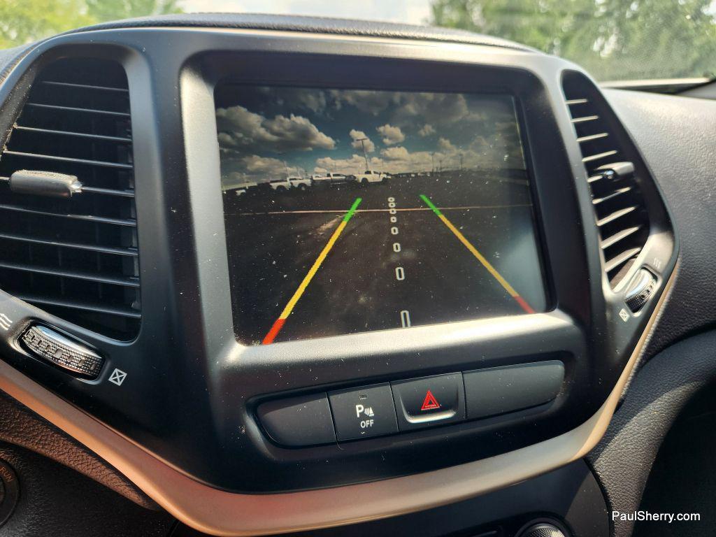 used 2018 Jeep Cherokee car, priced at $14,399