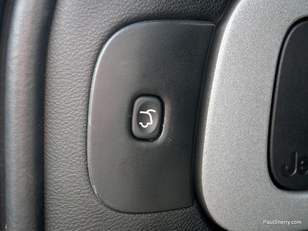 used 2018 Jeep Cherokee car, priced at $14,399
