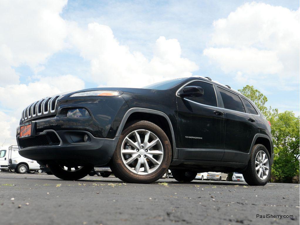 used 2018 Jeep Cherokee car, priced at $14,399