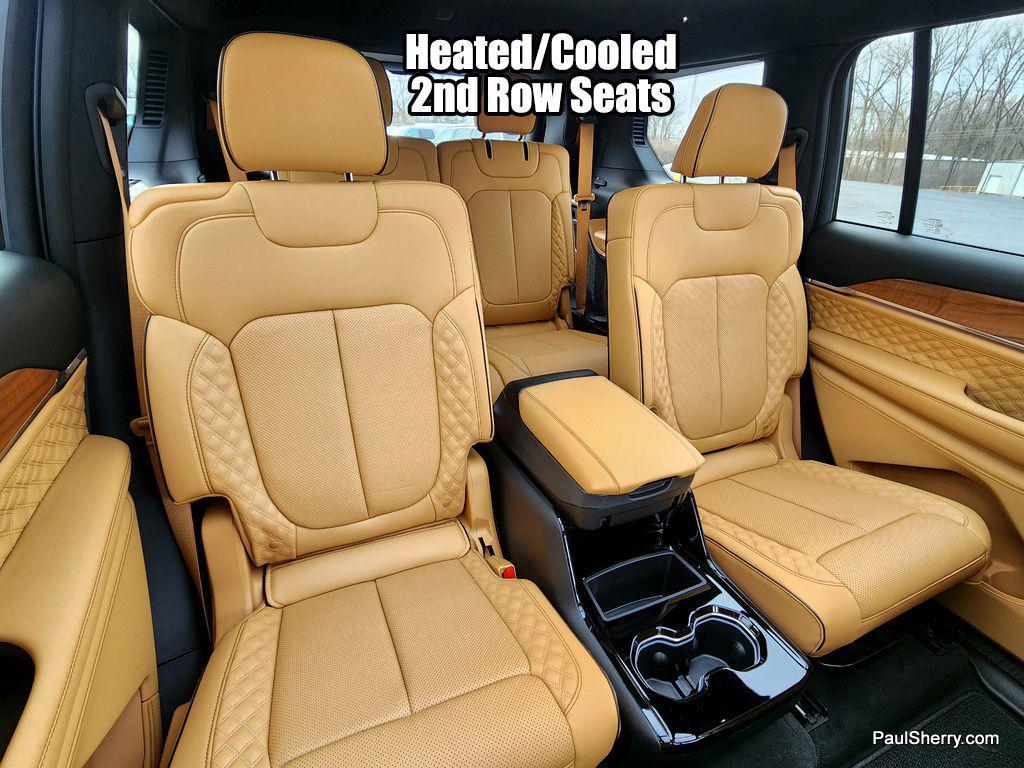 new 2025 Jeep Grand Cherokee L car, priced at $69,304