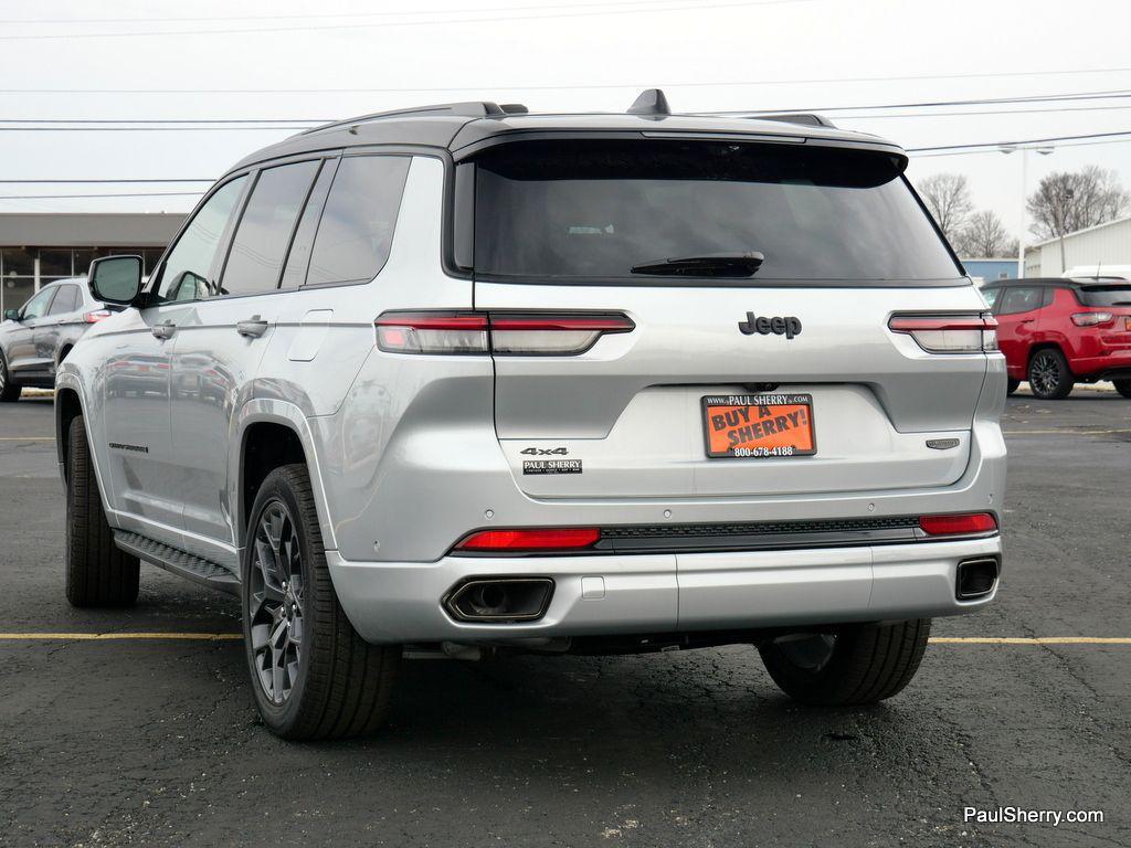 new 2025 Jeep Grand Cherokee L car, priced at $69,304