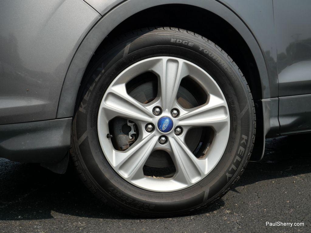 used 2013 Ford Escape car, priced at $5,495