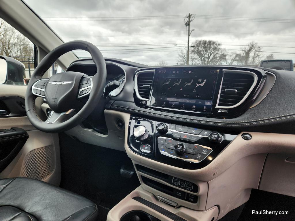 used 2022 Chrysler Pacifica car, priced at $52,995