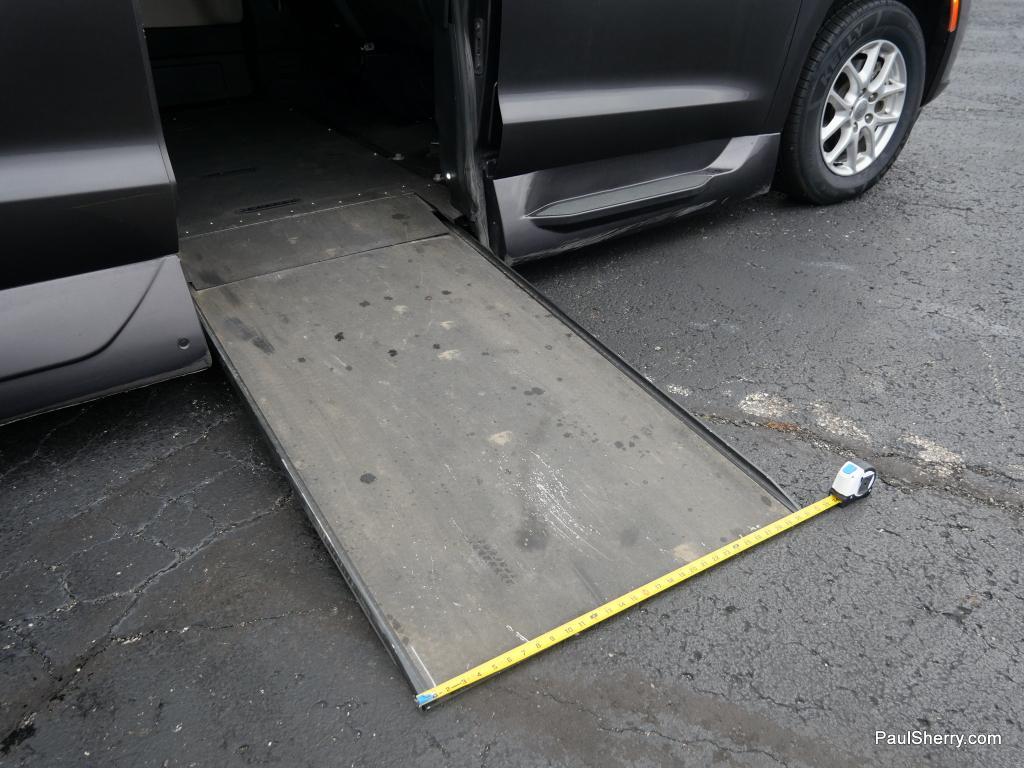 used 2022 Chrysler Pacifica car, priced at $52,995