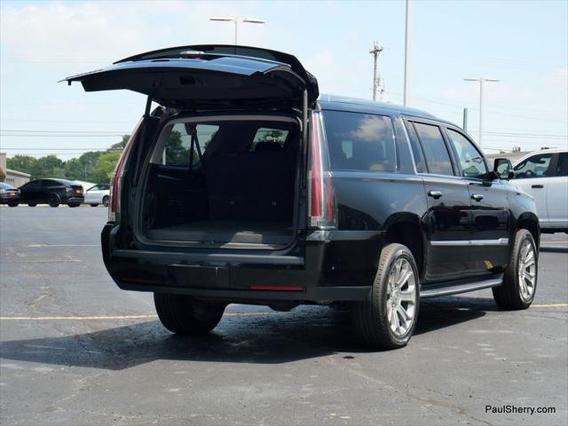 used 2019 Cadillac Escalade ESV car, priced at $27,658