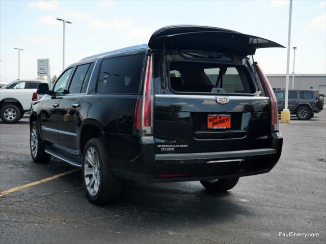 used 2019 Cadillac Escalade ESV car, priced at $27,658