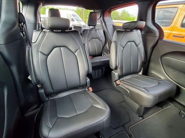 new 2025 Chrysler Pacifica car, priced at $42,495