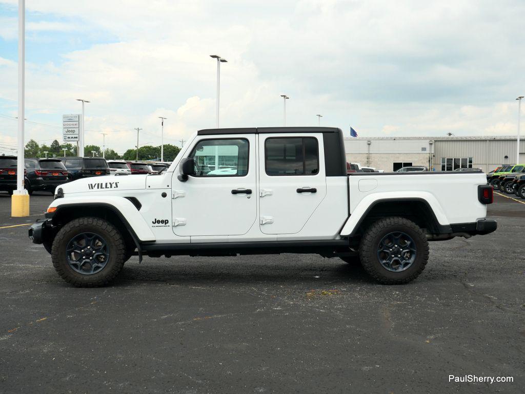 used 2023 Jeep Gladiator car, priced at $34,865