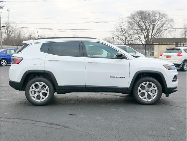 new 2025 Jeep Compass car, priced at $28,695