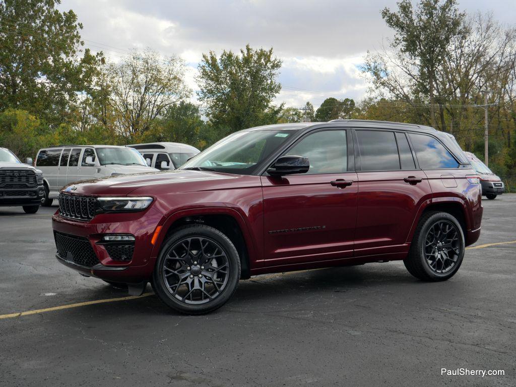 new 2025 Jeep Grand Cherokee car, priced at $60,730