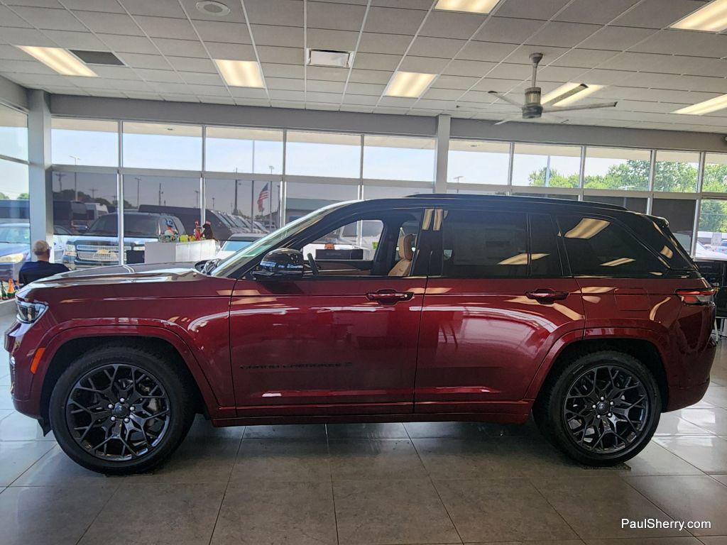 new 2025 Jeep Grand Cherokee car, priced at $60,730