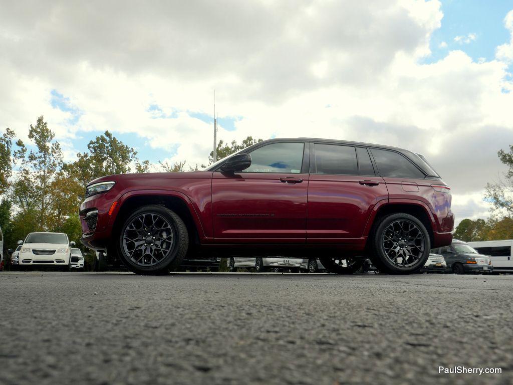 new 2025 Jeep Grand Cherokee car, priced at $60,730