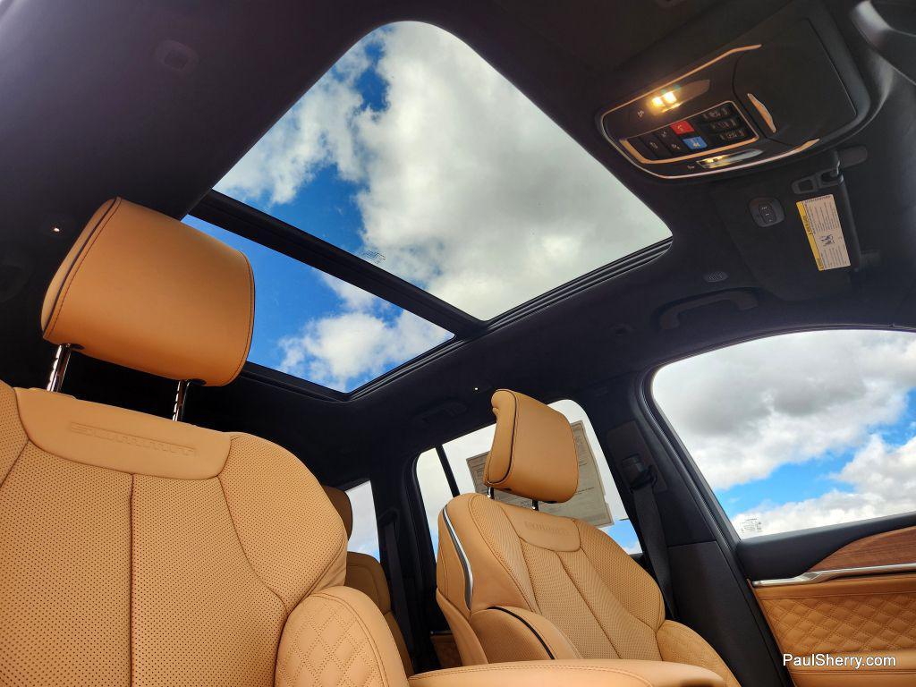 new 2025 Jeep Grand Cherokee car, priced at $60,730