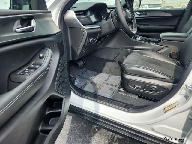 new 2025 Jeep Grand Cherokee L car, priced at $45,495