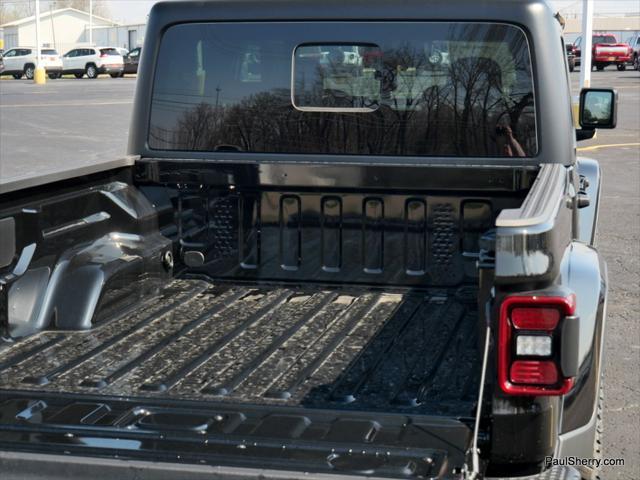 new 2025 Jeep Gladiator car, priced at $46,495
