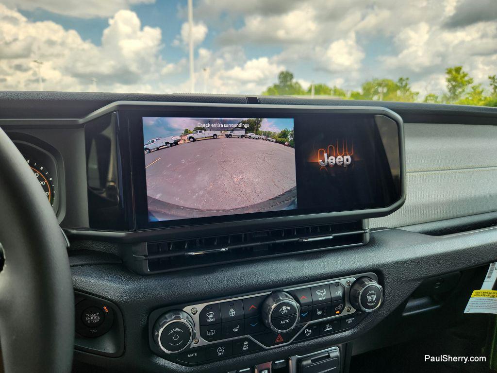 new 2025 Jeep Wrangler car, priced at $48,795