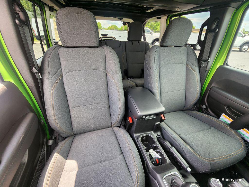 new 2025 Jeep Wrangler car, priced at $48,795