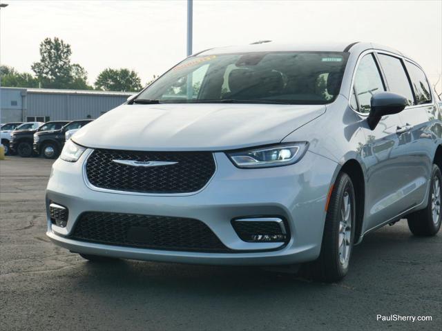 new 2023 Chrysler Pacifica car, priced at $59,995