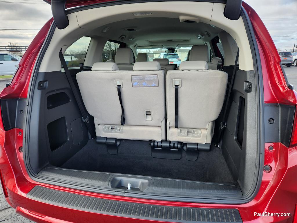 used 2025 Honda Odyssey car, priced at $40,995