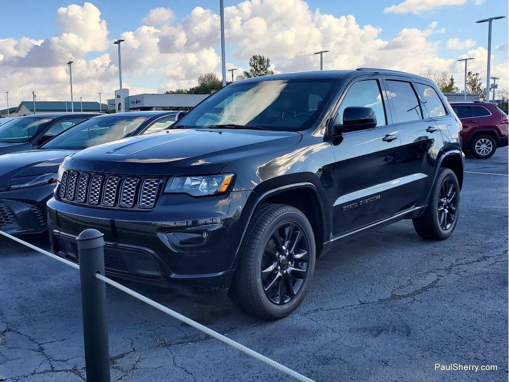 used 2020 Jeep Grand Cherokee car, priced at $24,577