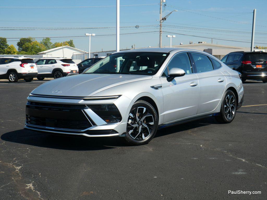 used 2024 Hyundai Sonata car, priced at $23,593