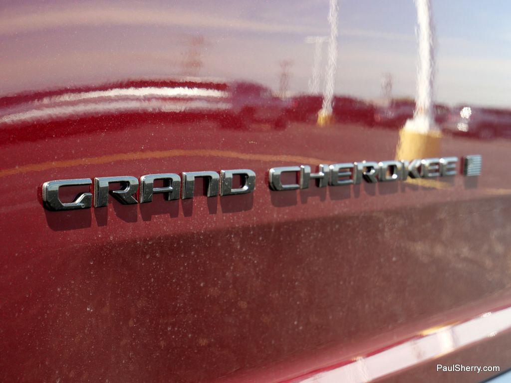 new 2025 Jeep Grand Cherokee car, priced at $46,208
