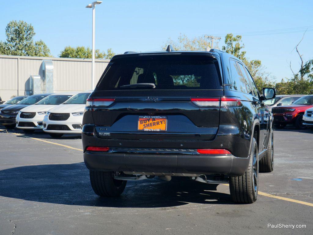 used 2024 Jeep Grand Cherokee car, priced at $36,325