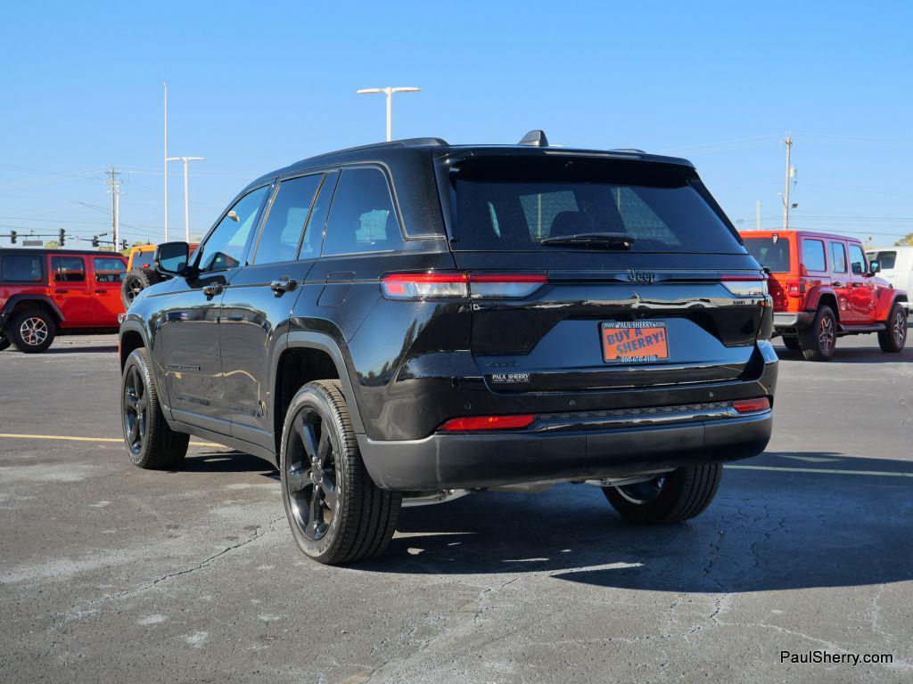 used 2024 Jeep Grand Cherokee car, priced at $36,325