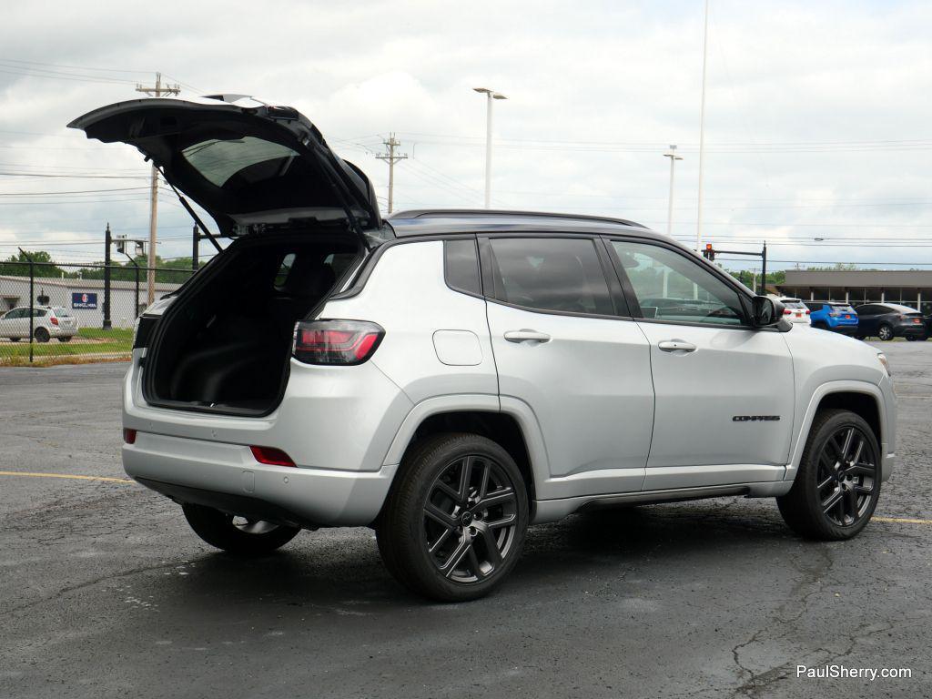 new 2025 Jeep Compass car, priced at $33,267