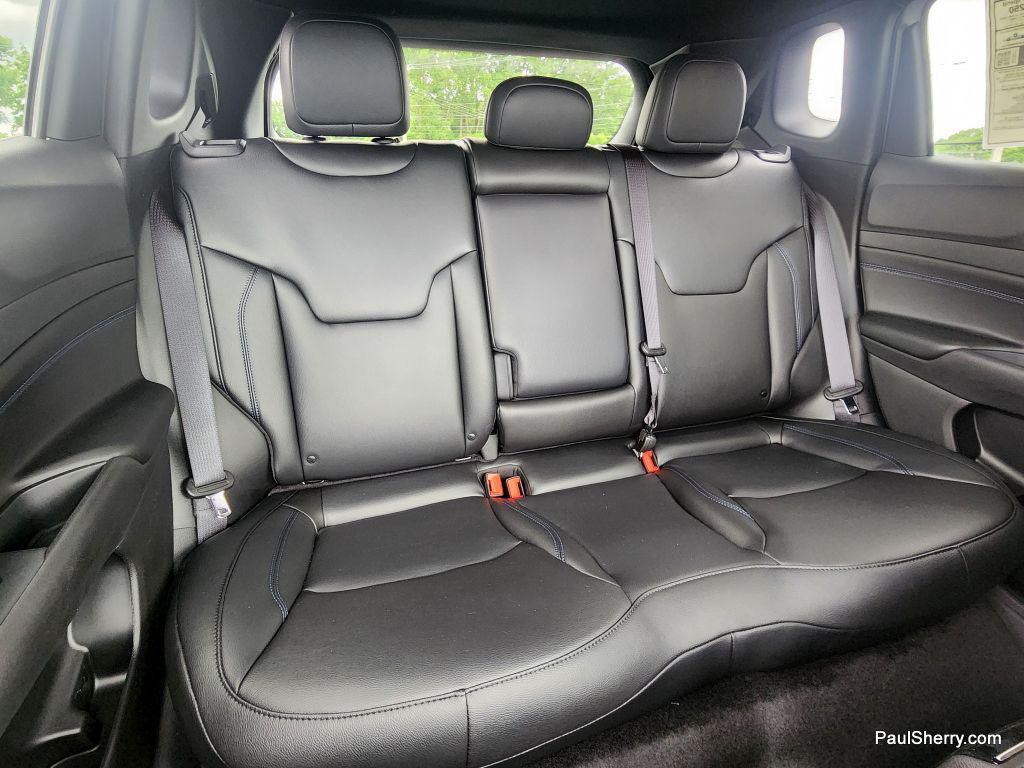 new 2025 Jeep Compass car, priced at $33,267