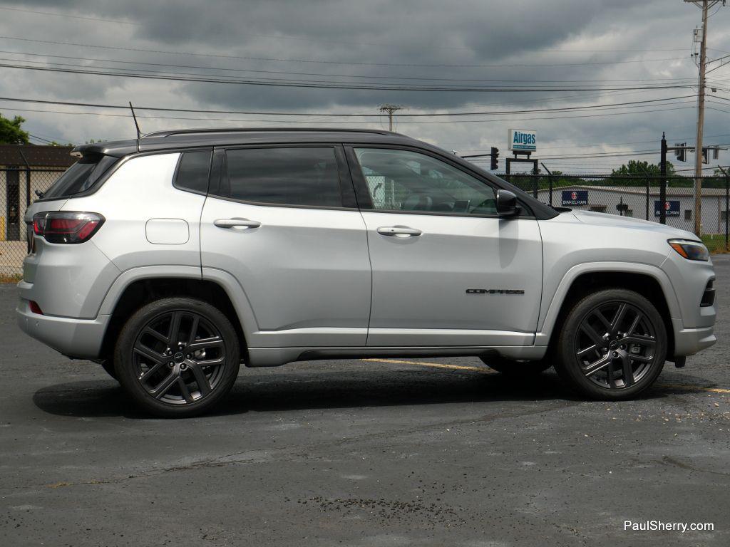 new 2025 Jeep Compass car, priced at $33,267