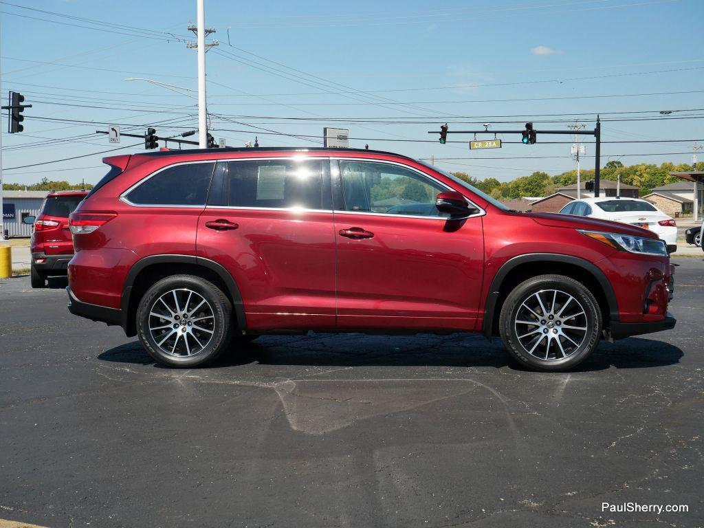 used 2017 Toyota Highlander car, priced at $21,000