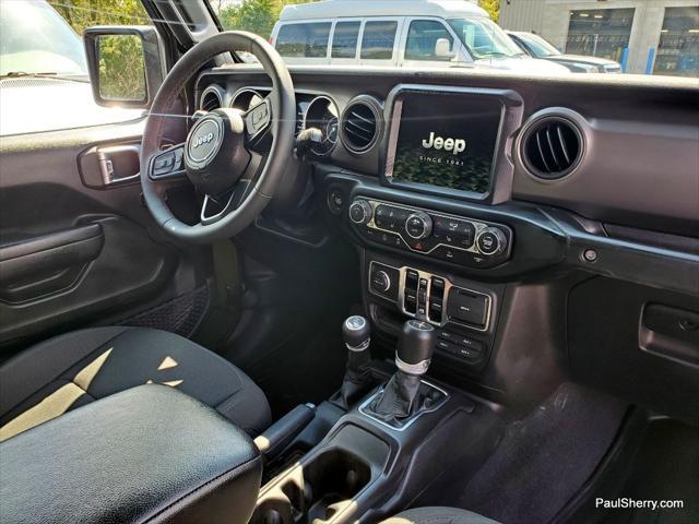 used 2023 Jeep Gladiator car, priced at $47,418