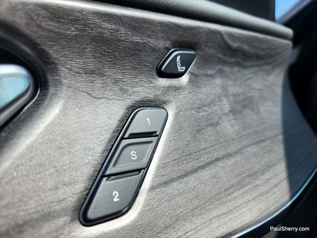new 2025 Jeep Grand Cherokee car, priced at $58,495