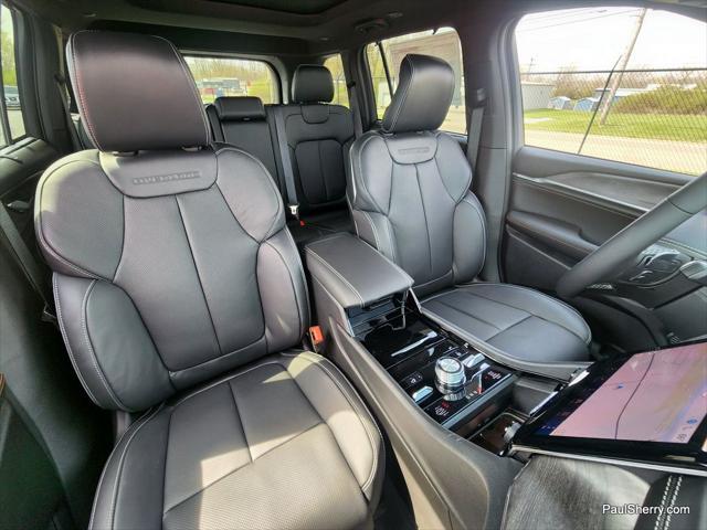 new 2025 Jeep Grand Cherokee car, priced at $58,495