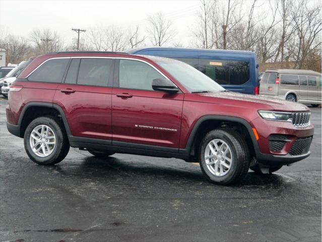 new 2025 Jeep Grand Cherokee car, priced at $38,459