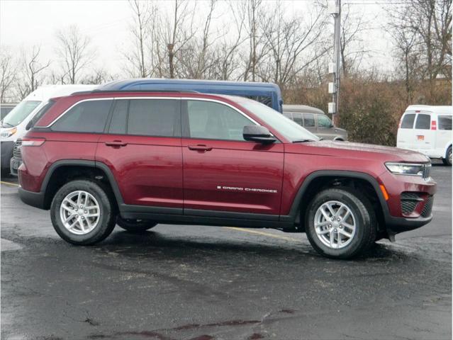 new 2025 Jeep Grand Cherokee car, priced at $38,459