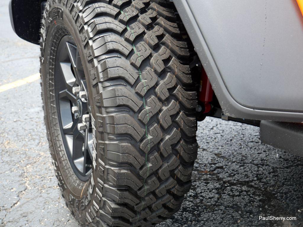 new 2025 Jeep Wrangler car, priced at $53,783