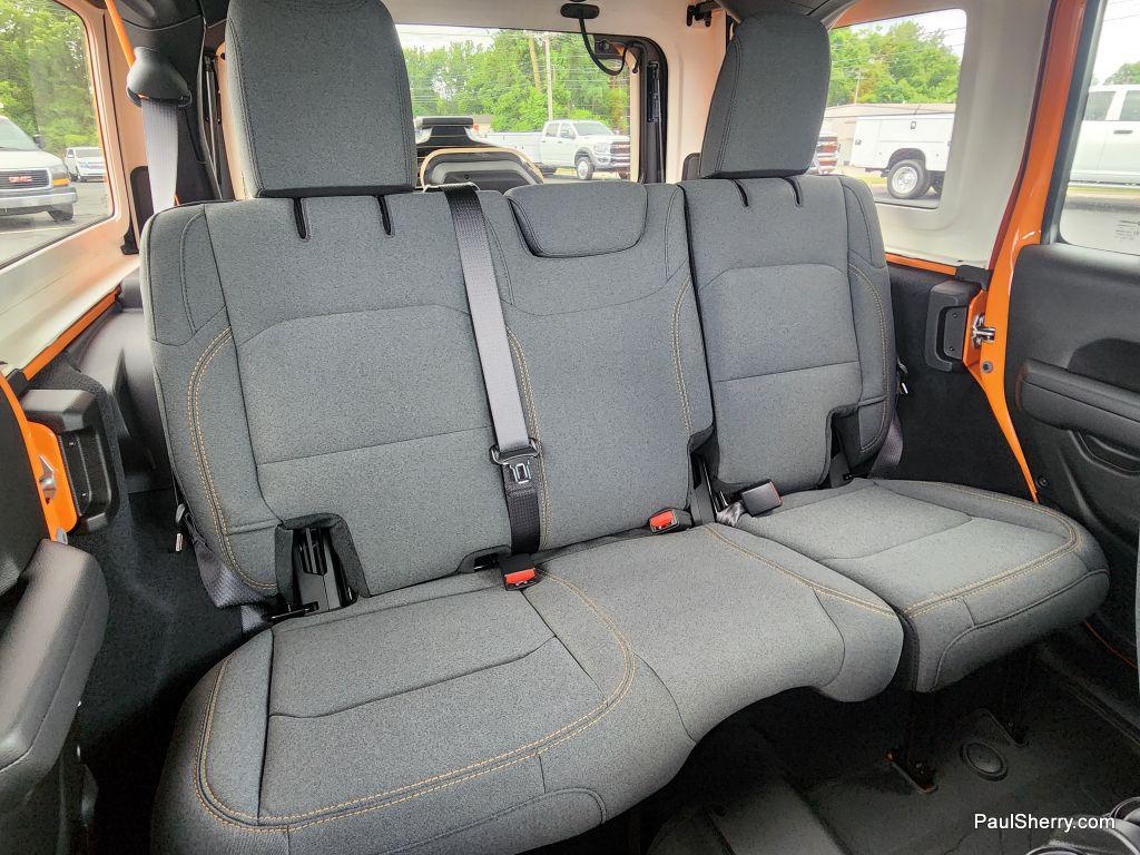 new 2025 Jeep Wrangler car, priced at $53,783