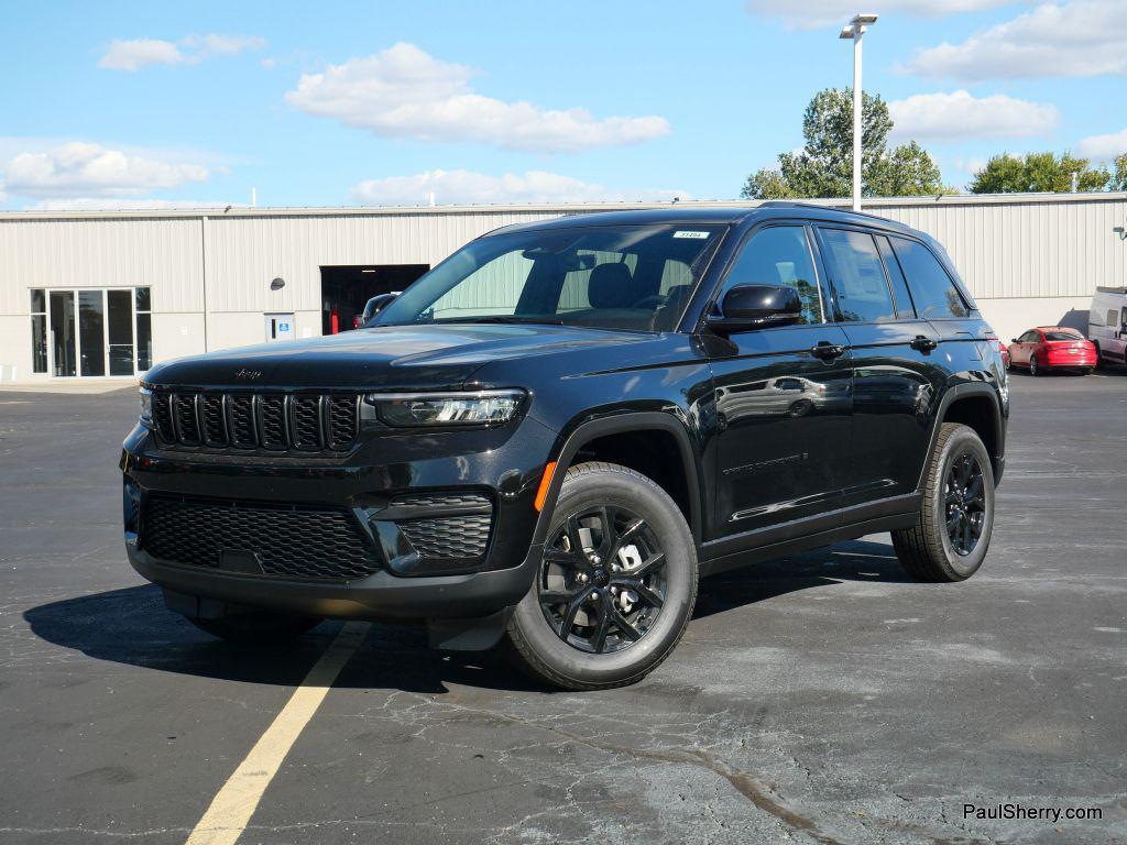 new 2025 Jeep Grand Cherokee car, priced at $40,333