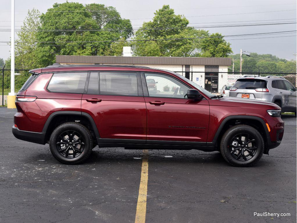 new 2025 Jeep Grand Cherokee L car, priced at $45,043